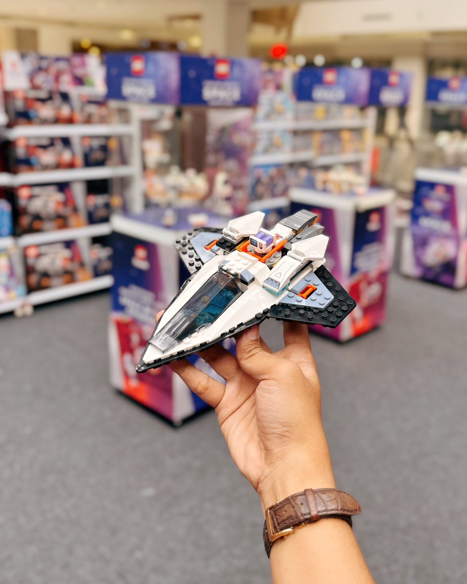Madariyanhadi's tweet image. Explore Endless Space Adventure 🚀#LEGOSpace

📍23 Paskal Mall, Bandung