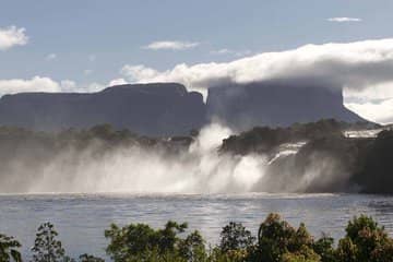 #12Jun Hoy se cumplen 62 años de la fundación del Parque Nacional Canaima, el segundo más grande de Venezuela y donde destacan los tepuyes, un espacio declarado Patrimonio de la Humanidad por la 
<a href="/UNESCO_es/">UNESCO en español 🏛️#Educación #Ciencia #Cultura</a> y afectado por la minería ilegal 

#SomosBiodiversidad