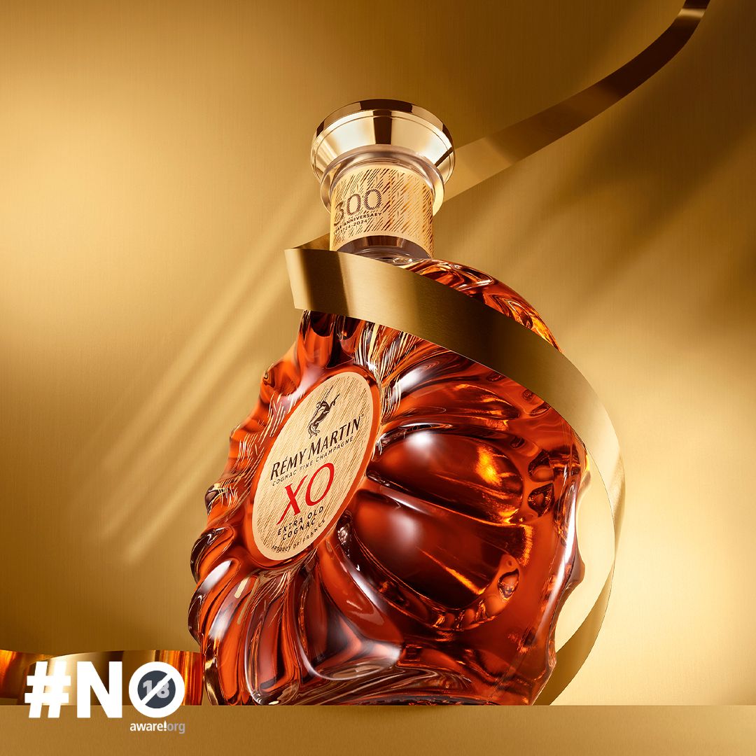 #FathersDay is approaching fast. Luckily, the perfect gift does exist. 

Celebrate Dad with the ultimate gift of luxury. Purchase in-store or online from @normangoodfellows.

#RemyMartinXO #RemyMartin300 #TeamUpForExcellence