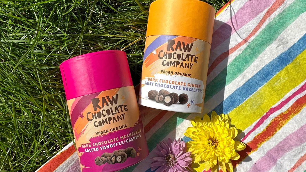 Raw Chocolate Company (@therawchocco) on Twitter photo Chocolate picnic, anyone? 🍫🧺
Grab your blankets, pack your Raw Choc Co faves, and head to the park, beach or garden for some summer fun! Chocolate picnic, anyone? 🍫🧺
Grab your blankets, pack your Raw Choc Co faves, and head to the park, beach or garden for some summer fun!