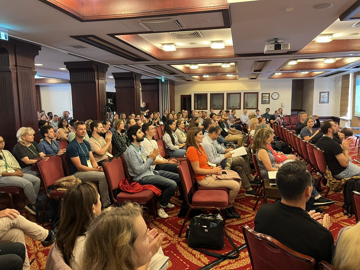 EJP SOIL (@ejpsoil) on Twitter photo <a href="/EJPSOIL/">EJP SOIL</a> #youngscientists presenting poster sessions & #AwardCeremony <a href="/HorizonEU/">Horizon Europe 🇪🇺</a> <a href="/EU_Commission/">European Commission</a> <a href="/EU_ScienceHub/">EU_ScienceHub</a> <a href="/EJPSOIL/">EJP SOIL</a> #youngscientists presenting poster sessions & #AwardCeremony <a href="/HorizonEU/">Horizon Europe 🇪🇺</a> <a href="/EU_Commission/">European Commission</a> <a href="/EU_ScienceHub/">EU_ScienceHub</a>