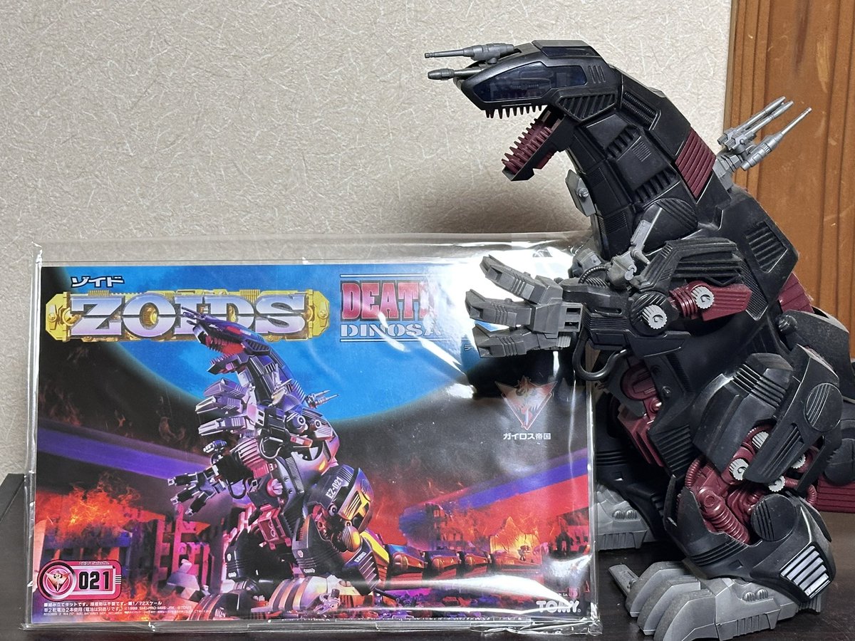 qrttjj's tweet photo. パネルとアクスタ届きました。

パネルはもちろんデススティンガー

デス様&amp;デス様のチョイスにゾイドへの愛を感じました。本当にありがとうございます。

 #ゾイド書籍連動キャンペーン
#ゾイド https://t.co/zI3D2IEIOl