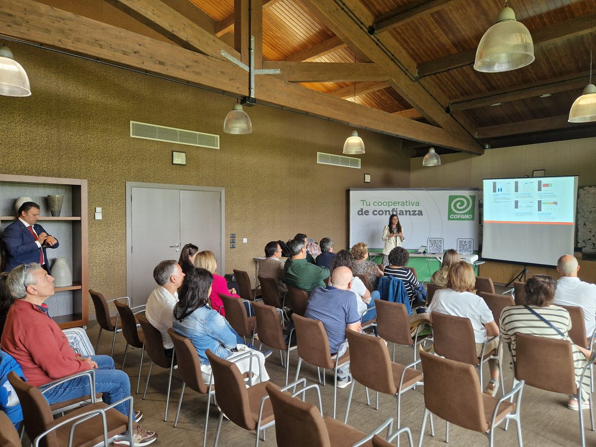 CofanoCoop's tweet photo. Hoy “Poniendo el foco en la rentabilidad de tu farmacia” 💊 en el Hotel Oca Vila (Allariz, Ourense).
#Cofano https://t.co/TrPVQooRBS