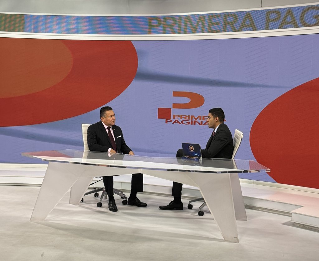 ElCambioVE's tweet photo. “Yo he venido a aportarle valor a la política” - @JAVIERBERTUCCI | Primera Página @Globovision https://t.co/i3hzjBm9Ud