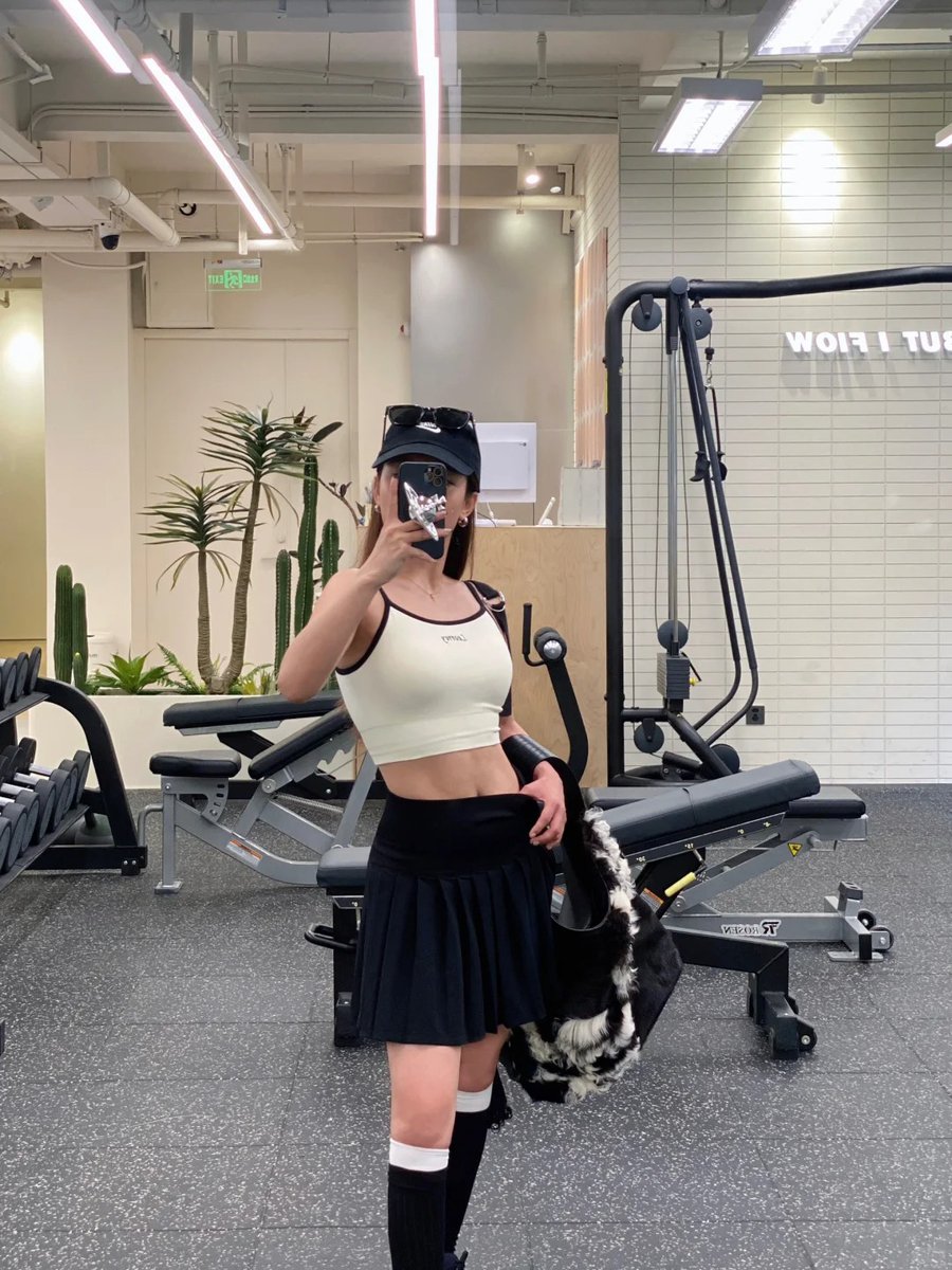 CngrCangr's tweet image. Sore today, stronger tomorrow😉