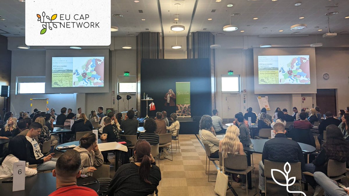 eucapnetwork's tweet photo. 🌐What does #EU level networking mean? 

Anja Fortuna, offers tips for successful EU-level networking from Rural Youth Europe, a 70-year-old organisation:

👥 Have a joint vision
🤝 Be adaptable and flexible
💻 Leverage technology
📖 Have cultural competence

#YoungLEADERForum https://t.co/xZLBacO98M
