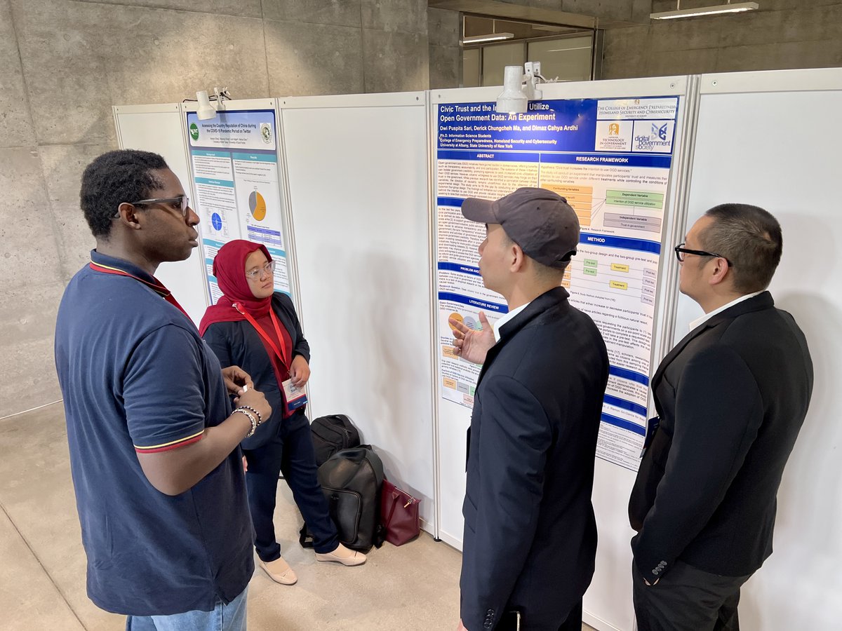 CTGUAlbany's tweet photo. Representing @ResearchUAlbany at #dgo2024 in #Taipei! @CTGUAlbany #Researcher & @UAlbanyCEHC #PhD Candidate @dwi_p_sari with #UAlbany #InformationScience PhD students @derickmarkma & @dimaz_c_ardhi presenting #CivicTrust & the Intention to Utilize #OpenGovernmentData. https://t.co/vaZSfkZmmw