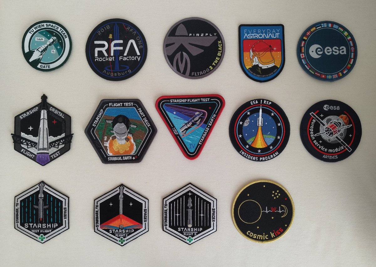 Hey spaceflight nerds, I wanna see your coolest flight patch(es), or the one(s) you're the proudest of. Let's see what patches are out there!
