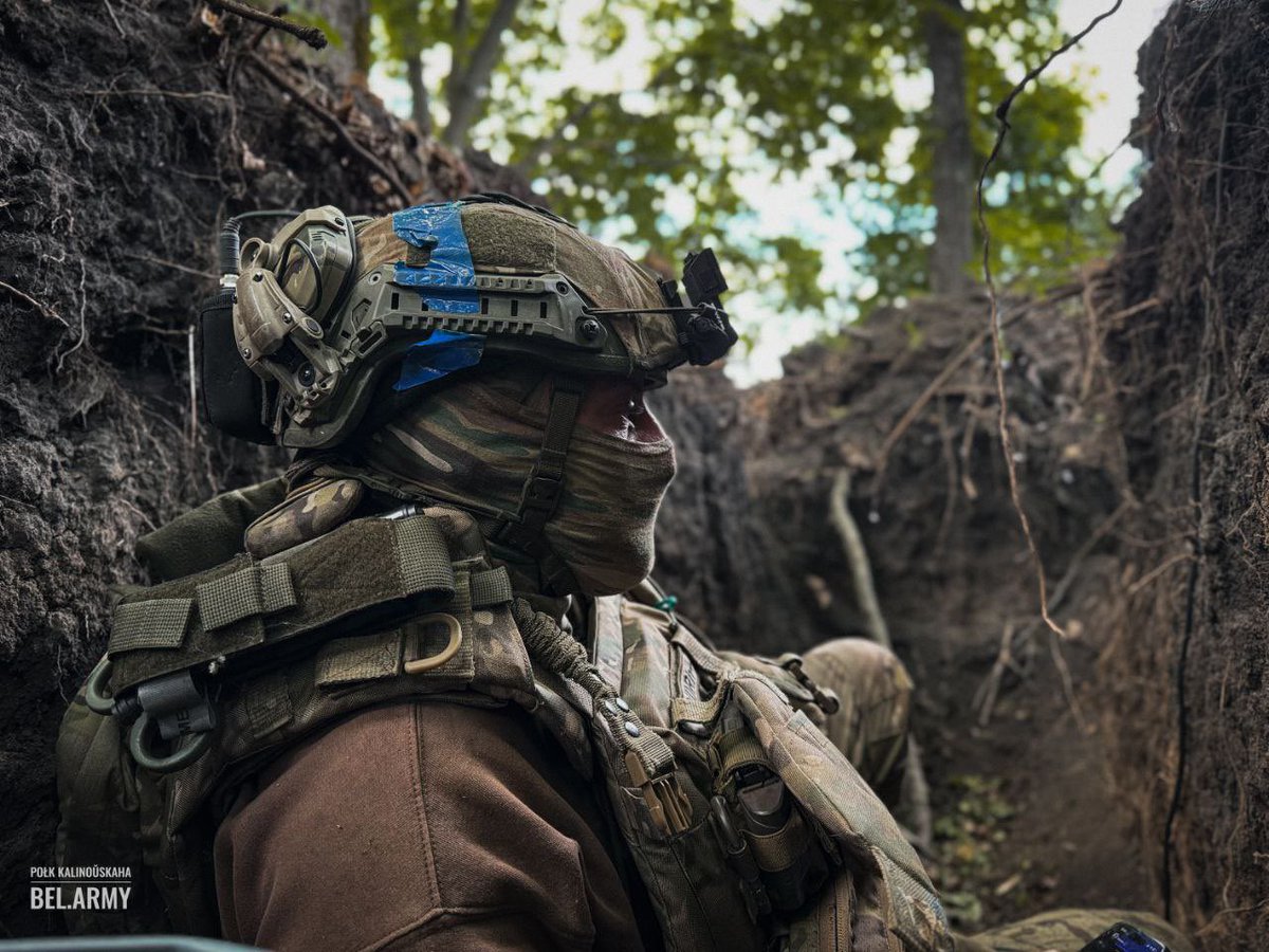 belwarriors's tweet photo. The beauty of nature around seems to hint at forest silence and tranquility. But there is a war going on. 

Footage from the combat positions of the Mikita Krivtsov UAV in the Kharkov direction. https://t.co/11dRFfEFmj