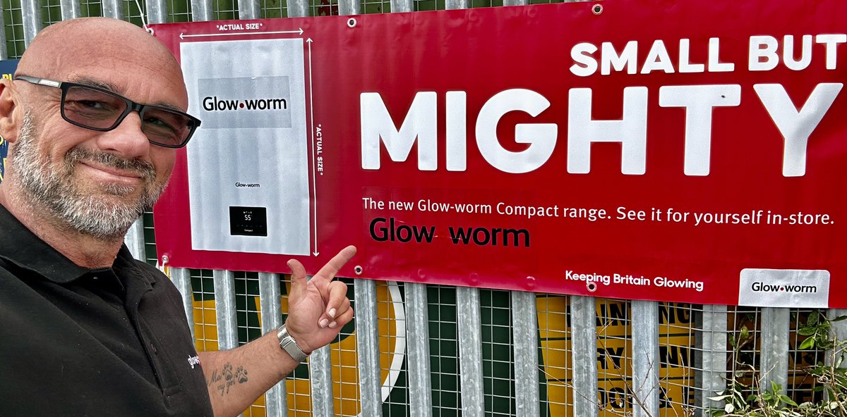 The Compact combi boiler is our most compact and lightweight boiler ever. But don’t let its stature fool you – this boiler delivers big performance, and is sturdy and reliable for your piece of mind.

Also available in LPG ready to hang on the wall
#GetYourGlowOn 
<a href="/glow_wormclub/">Glow-worm</a>