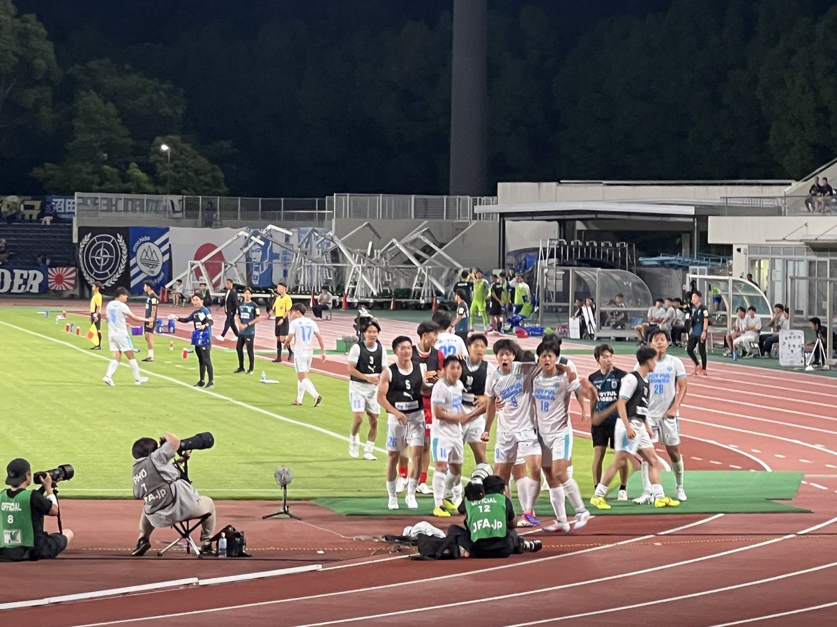 shukyu_Live's tweet photo. GOOOOOAL🔥🔥🔥

小林のポストプレーから内野のゴール！！ https://t.co/DwoTyKfK7j