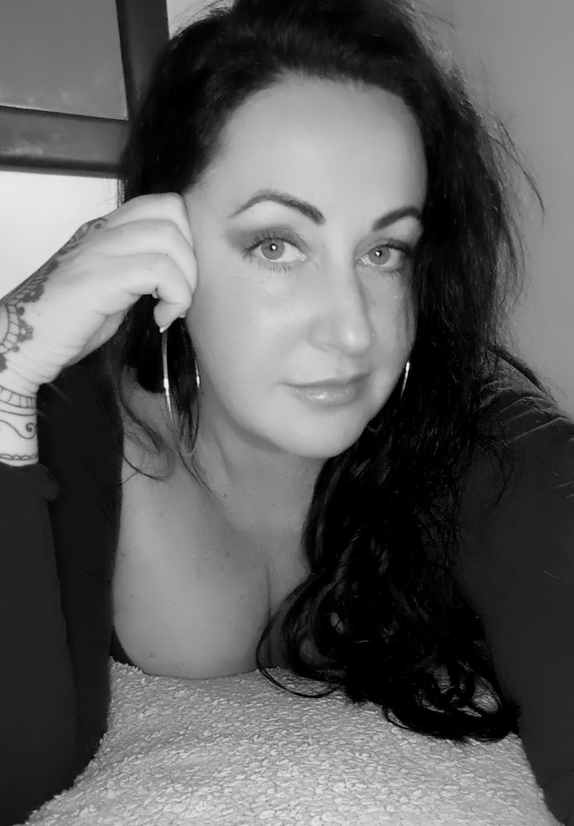 Nympho_Sophie's tweet photo. Do I look pretty today? 🥰 https://t.co/Wnay1XMUcw