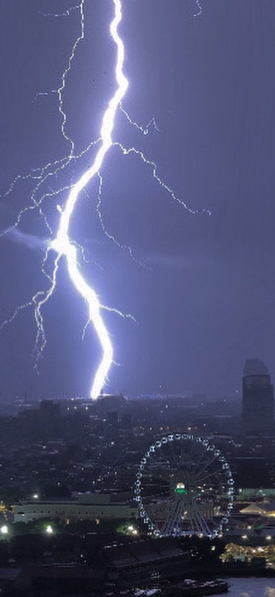 Lightning can be very scary # bangkokstorms