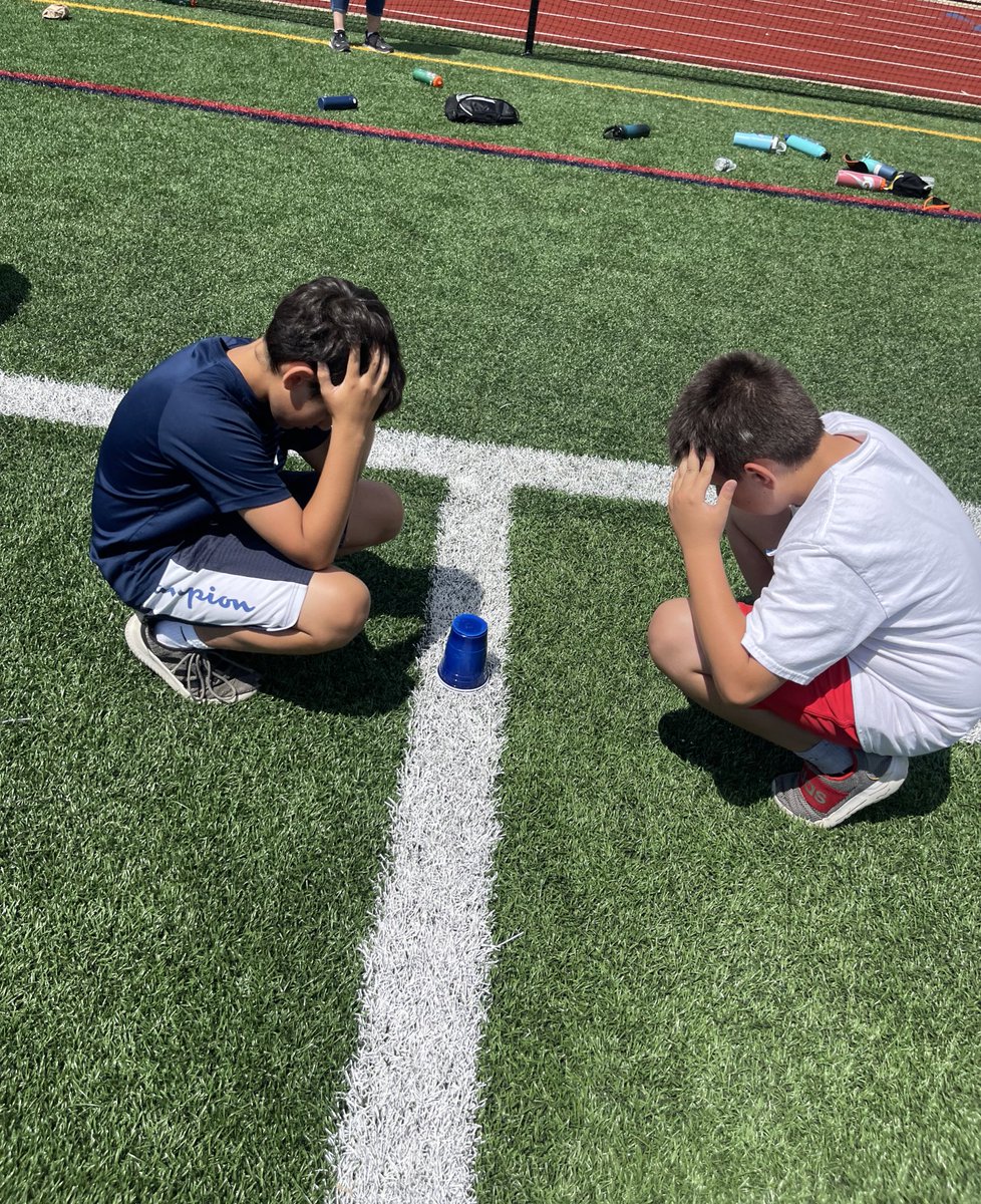 MrsSiebenChris's tweet photo. A special day for our 5th graders at JFK!  We had a great time participating in team building activities with all 3 elementary schools!💙💛 @MDzSabatini @CBS_Bethpage #WeAreBethpage https://t.co/c6bRBNBeKL