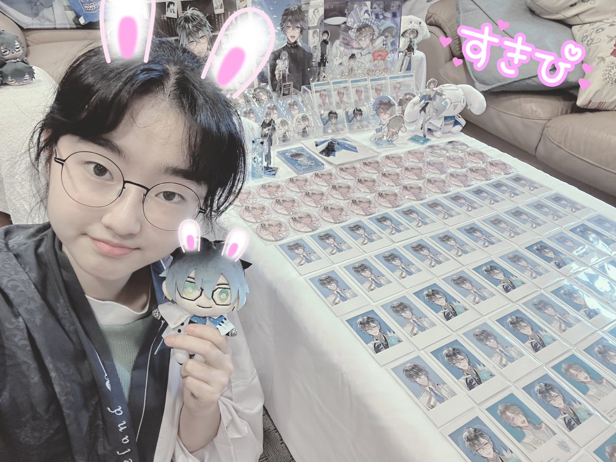 iris0939724260's tweet photo. I'm glad you've been with me for another year, because you've improved my English even more this year! I made a lot of friends in college because of you ,too!Happy birthday to you at the end! Every day has to be a happy boi💙 https://t.co/VdKmXuCtQH