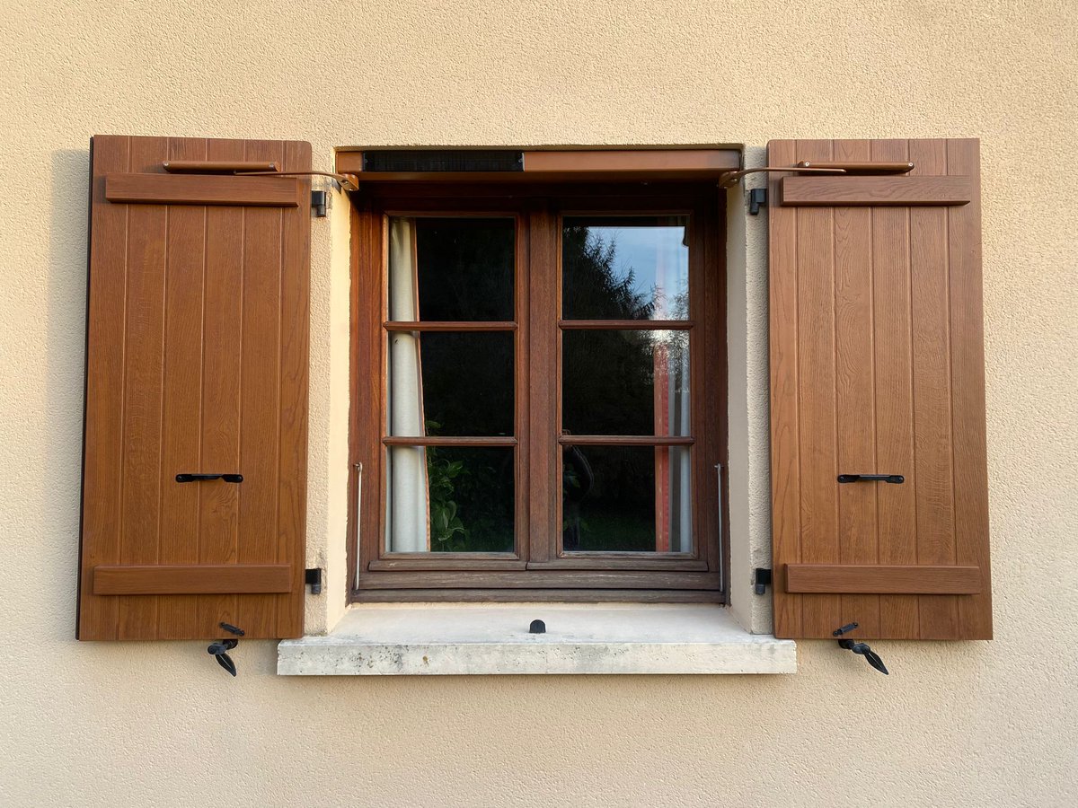 polyhabitat_'s tweet photo. Jolie installation de volets sur mesure Polyhabitat en Savoie ❤
👉 https://t.co/Bz3I76KWwN https://t.co/vttLNrRzTe