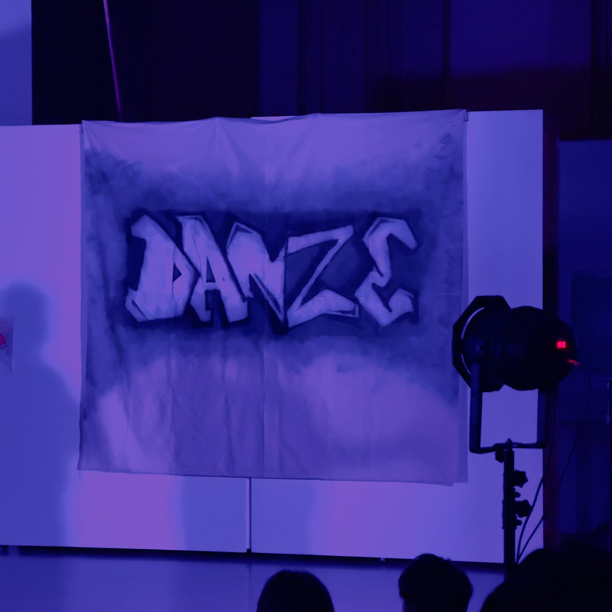 noroi_m_'s tweet photo. 19BOXお疲れ様でした〜!!
なんとか踊りきれたので良かった•••!
#DANZE https://t.co/czlfat7x4X