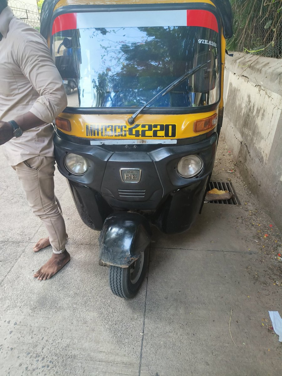 vibsrathi's tweet photo. @MTPHereToHelp driver not charging as per meter fare. Please check. https://t.co/Z2SdC9DTBi