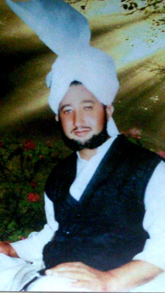 تو غنی از ہر دو عالم من فقیر
روز محشر عزر ہائے من پذیر