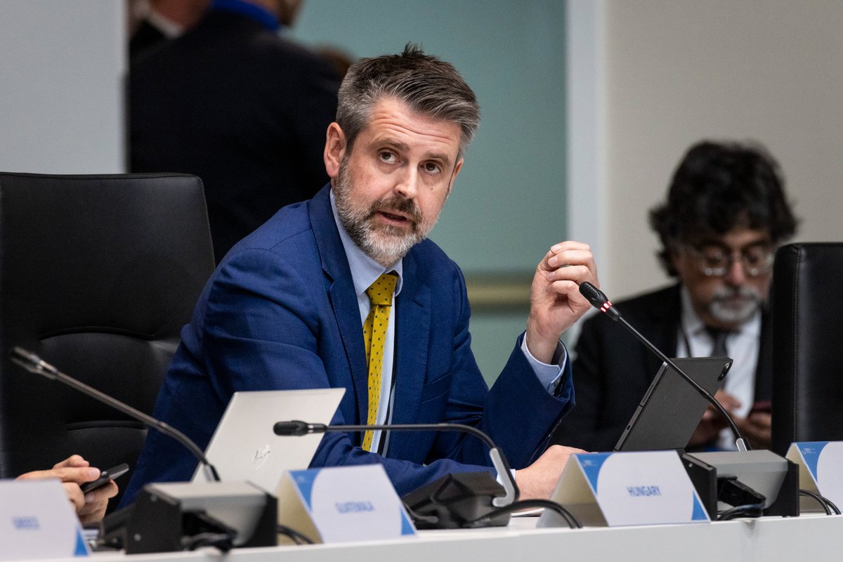 Permanent Secretary of State Martin Eyjólfsson addressed the #URC24 this week. Highlighting the multifaceted support of Iceland to Ukraine, including humanitarian, infrastructure, and military related support. 

Iceland stands in full solidarity with Ukraine and its people.