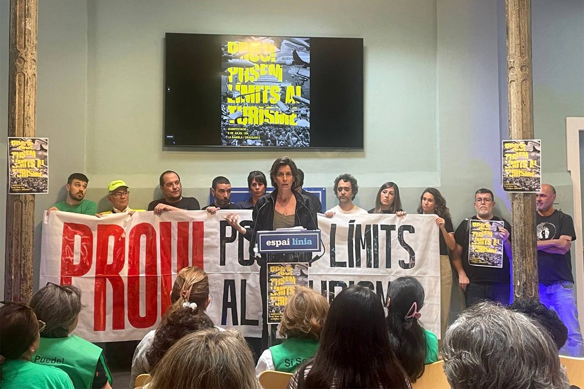 #POLÍTICA | Una vuitantena d'entitats criden a mobilitzar-se per posar límits al turisme a Barcelona directa.cat/una-vuitantena… Convoquen la manifestació #PosemLímitsAlTurisme per dissabte 6 de juliol que preveuen multitudinària