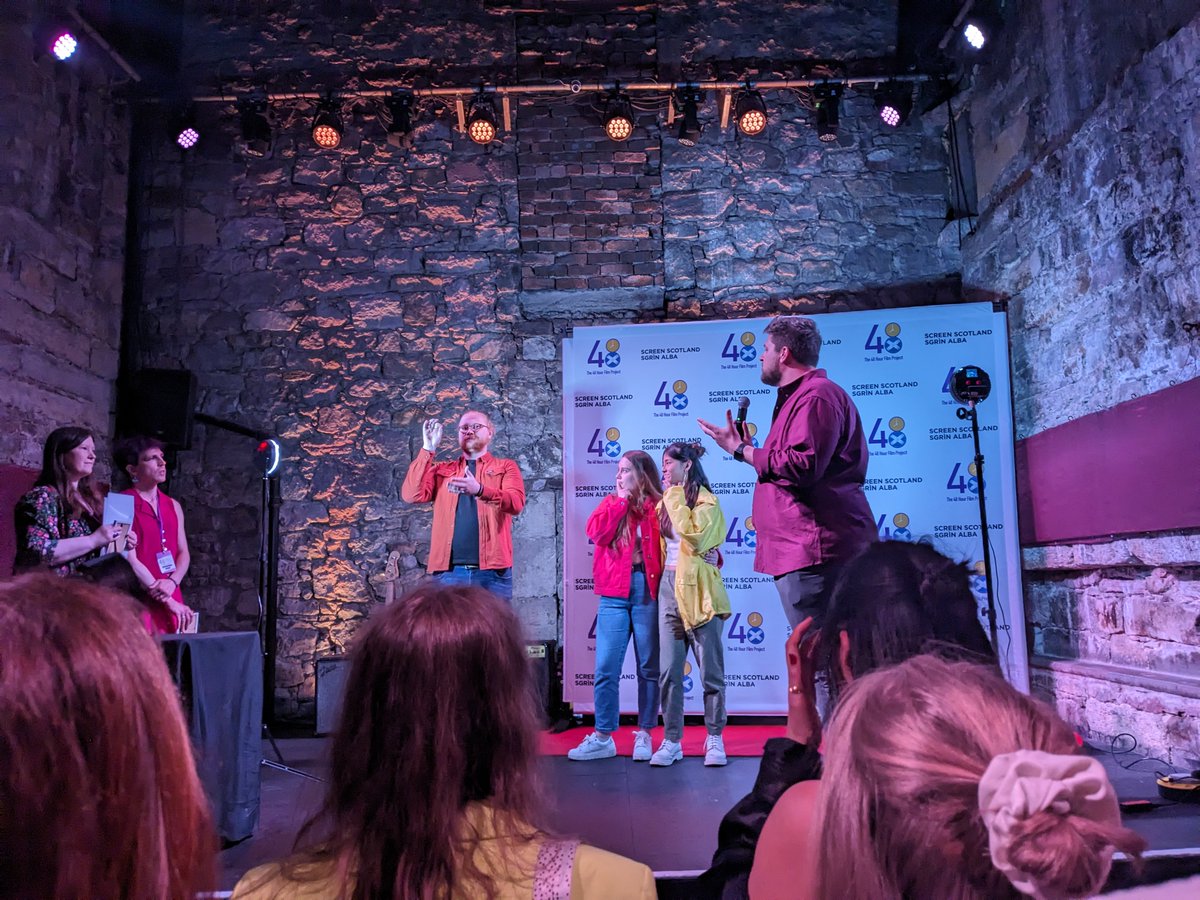 Screen Language tweet media