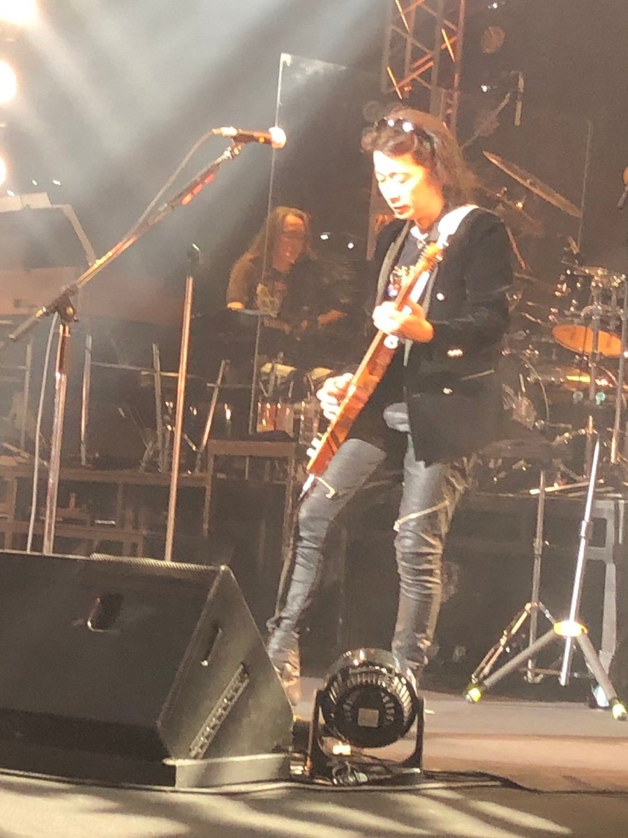 Gomitakashi53's tweet photo. ソロツアーの場所だけ伝えとくね
大阪は心斎橋
名古屋栄
長野は長野市
新潟は新潟市
東京は下北沢
だよ
T-BOLANライブまであと3日

#TBOLAN #electro53 #五味孝氏
#トイプードル #無農薬野菜
#シングルベストツアー https://t.co/PgUD8I0jel