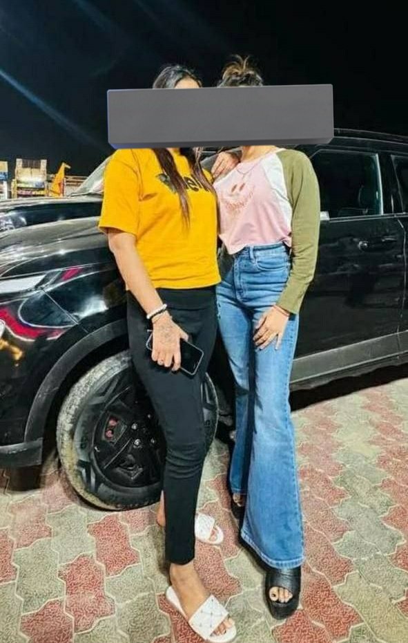 DeepikaBhardwaj's tweet photo. Respected DCP @cyberabadpolice &amp; officers at Madhapur PS 

While u've arrested men behind dating app scam at Mosh Club, you haven't arrested women who were actually committing the crime - THE WOMEN

A woman Akansha alone trapped 3.
Total known amount 1 Lac 

ARREST THEM TOO https://t.co/j1CvTIp28Z
