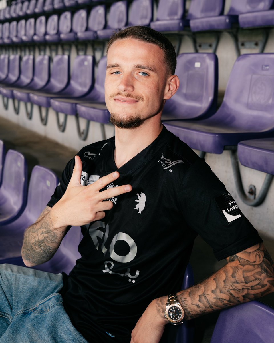 ThibaudVerlinde's tweet photo. Loyalty is staying when nobody expects you to. 🐻
#2027 https://t.co/3cZPsQbr3H