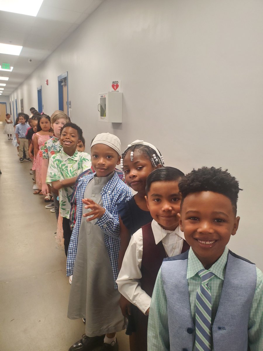 KestrelHeights's tweet photo. Congratulations to our youngest Kestrels on your promotion to 1st grade! You've made it through your first year and are now on your way to SOAR through elementary school! #Classof36  #WeSOAR  #KestrelHeights https://t.co/WHC01fsxPI