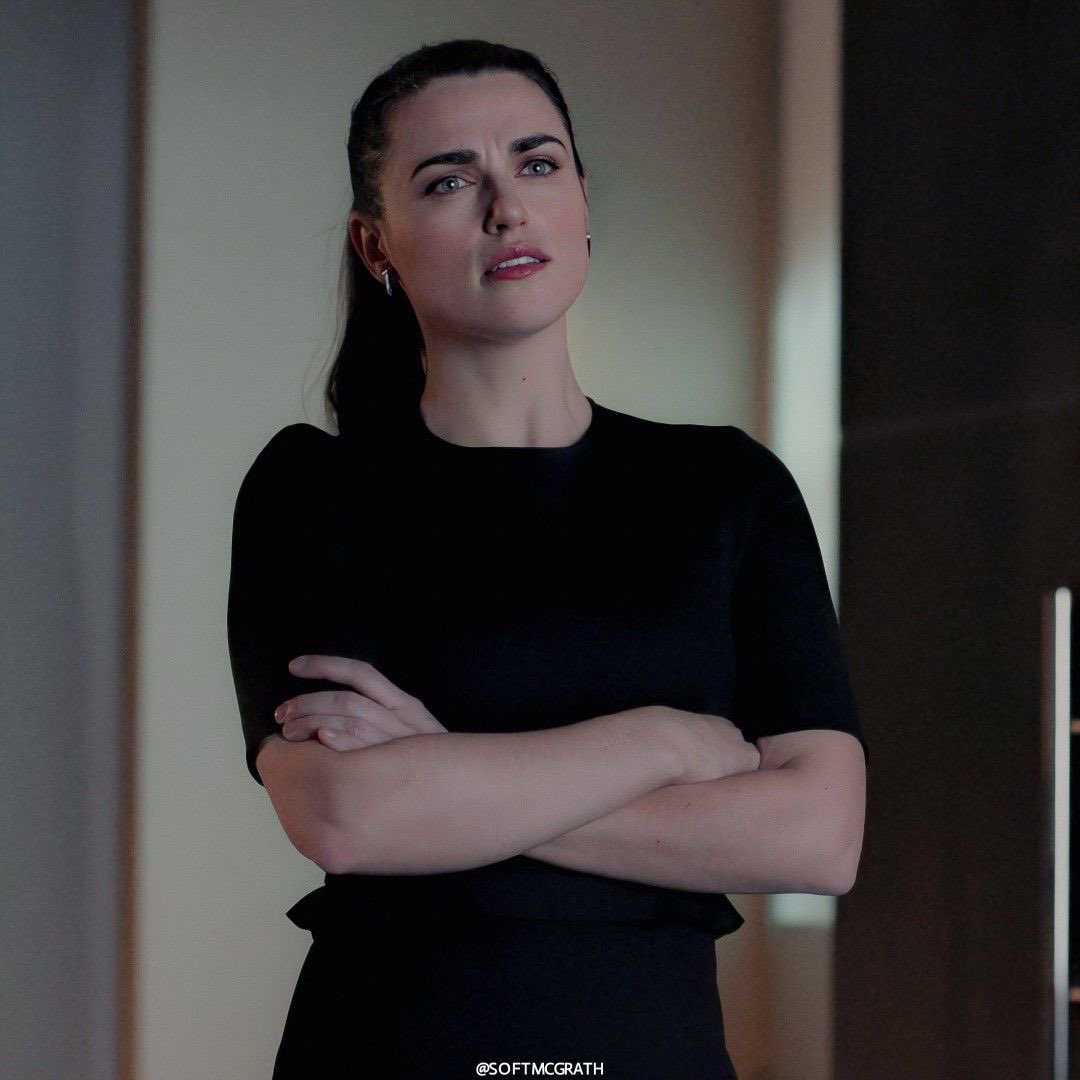 itsmcgraath's tweet photo. Marry me? / Supercorp
Lena Luthor era uma mulher comprometida com o trabalho, mas nos dias dos namorados seu lindo trabalho estava ajoelhada lhe pedindo em casamento. Ela deveria saber que Kara queria apenas mante-la no país,  ela não era estúpida, ela apenas havia se apaixonado. https://t.co/lxT2PX7mdc