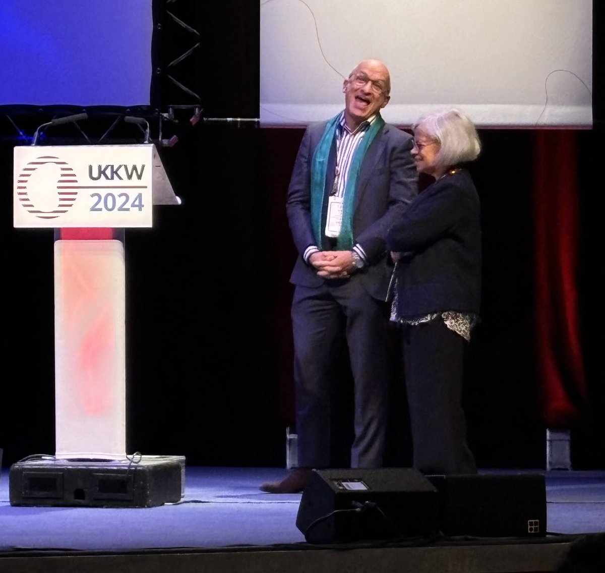 Annette Dodds💙 (@annette_dodds) on Twitter photo <a href="/EdwinaBrown_PD/">Edwina Brown</a> and Andy Nixon debating preferred dialysis options for frail elderly patients @ UKKW2024 <a href="/EdwinaBrown_PD/">Edwina Brown</a> and Andy Nixon debating preferred dialysis options for frail elderly patients @ UKKW2024