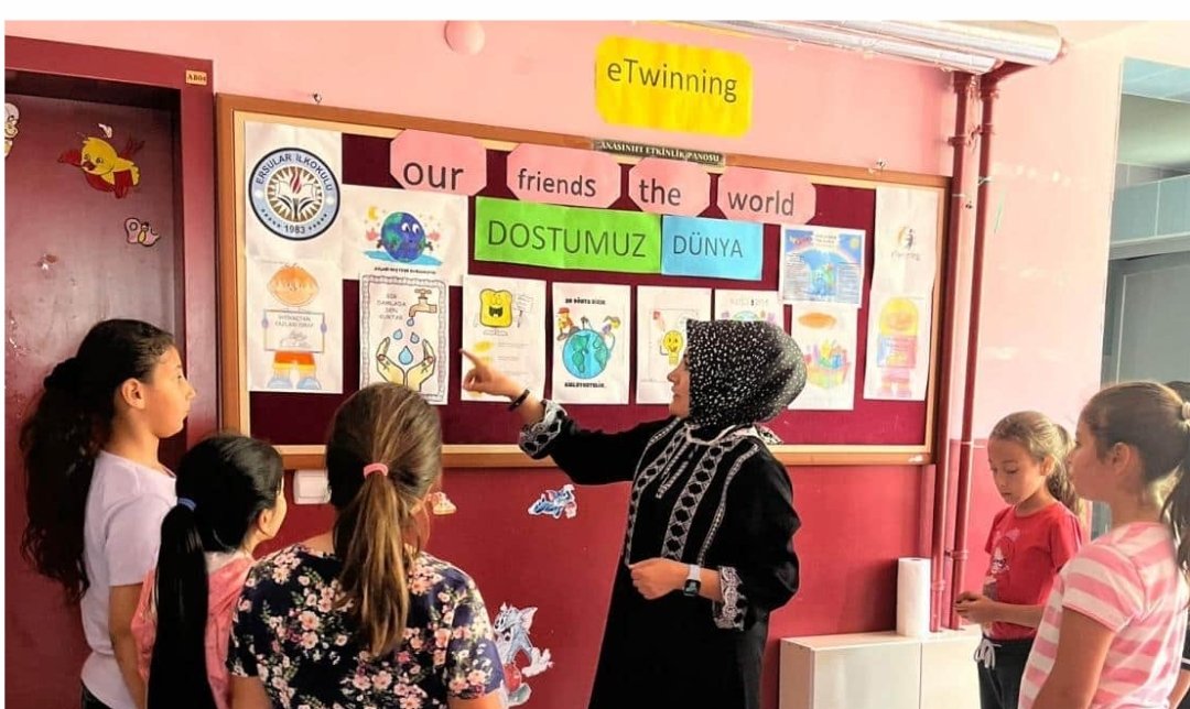 ErsularI's tweet photo. https://t.co/DHmbMvT7Vd
"Our Friends The World (Dostumuz Dünya)" e twinning Projemiz Hakkında Öğretmenlerimiz ve Öğrencilerimiz Bilgilendirildi. https://t.co/CFb1KvJAKw