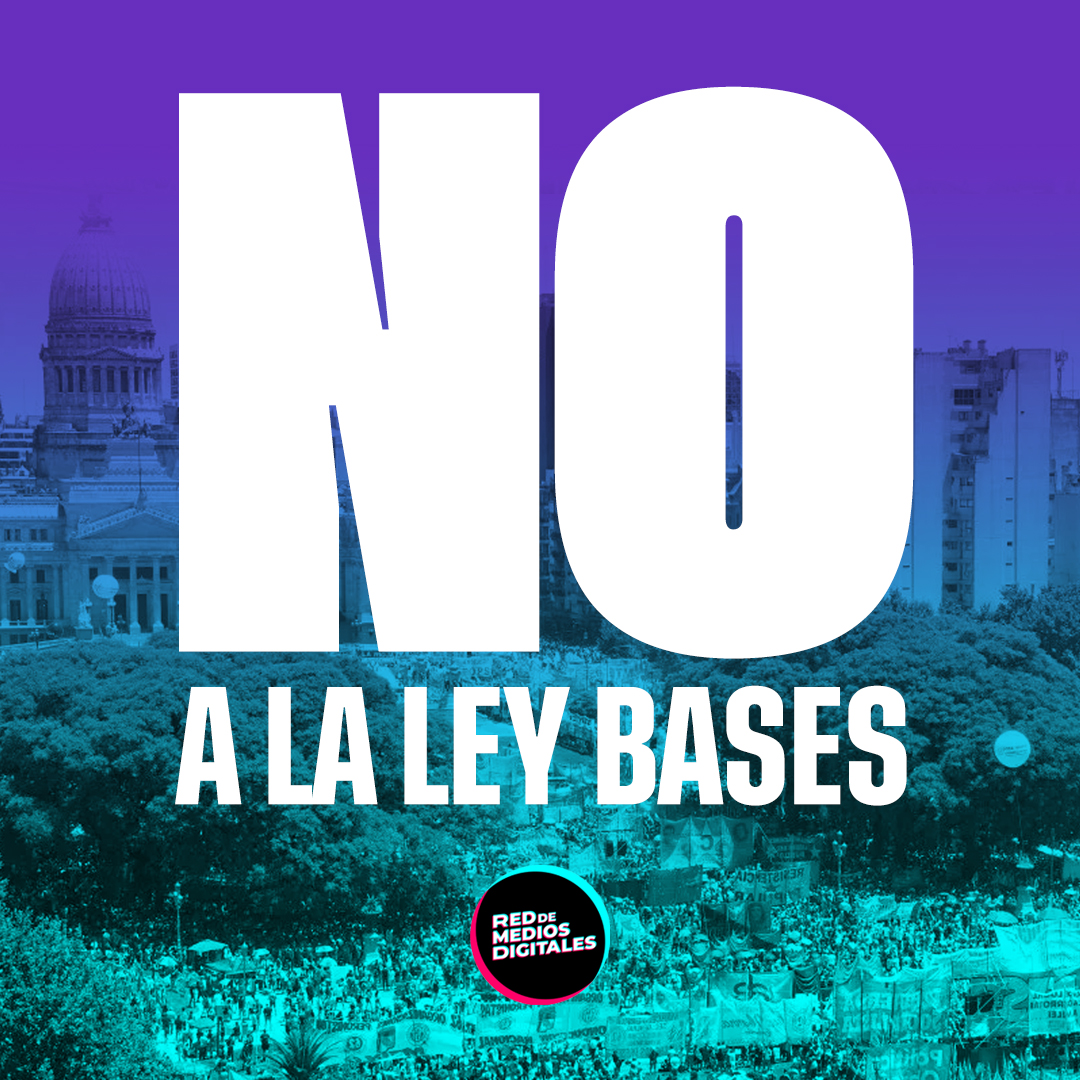 ReddeMediosDig's tweet photo. NO A LA LEY BASES

📣 Rechazamos el intento de privatización de los medios públicos y la reforma laboral.

💪¡Defendemos los derechos y la soberanía!

Hoy estamos presentes en el Congreso Nacional,  junto a sindicatos y organizaciones de comunicación y medios independientes. https://t.co/spkvEgdj0F