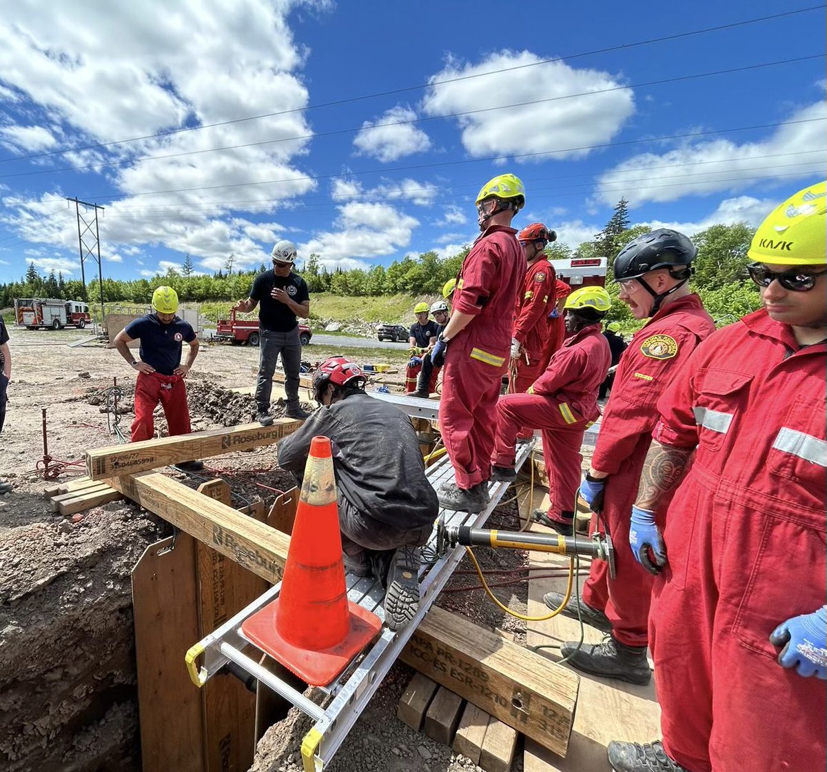 hfxfire's tweet photo. Our Special Operations Teams completed 9 days of Trench Rescue training by @SOCC_Corp in active soil conditions. Utilizing shoring techniques our teams are trained to perform rescues in these high risk/low frequency events. Thanks to Kynock Resources for the training grounds. https://t.co/8L4BVcFhBp
