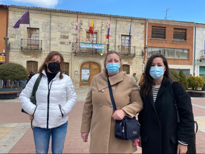 Nuestras hermanas nos unieron en 2020 y hoy, Fátima Bayona, te despedimos a ti. Te has ido como ellas, cuando no te tocaba, demasiado pronto, con 55 años. Qué injusta es la vida... Ojalá encuentres en el cielo la paz que no te ha dado la tierra... Ella te espera. DEP amiga