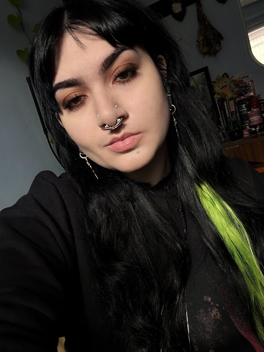 Amber Lee 🦷🪱 tweet media