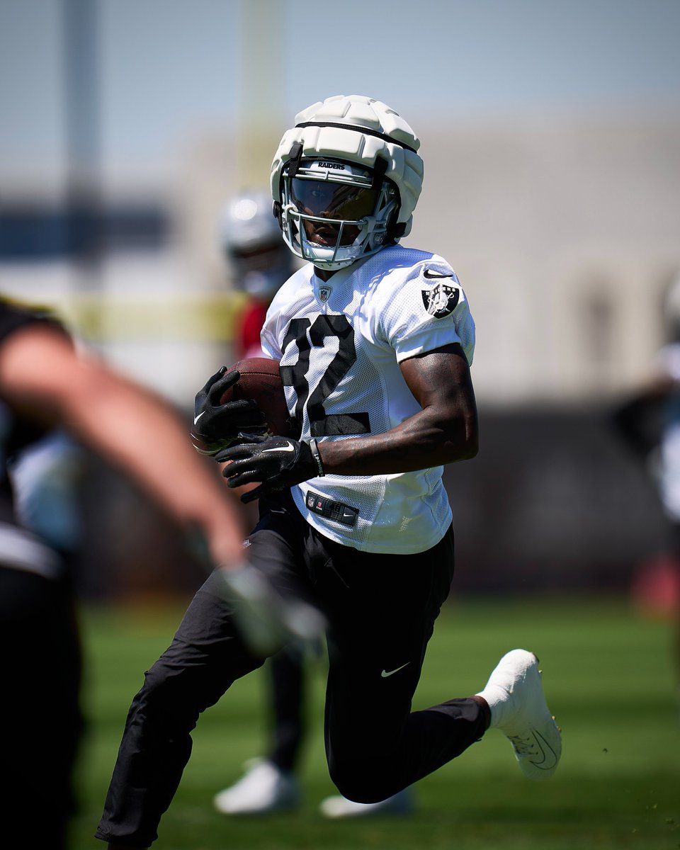 Las Vegas Raiders tweet media