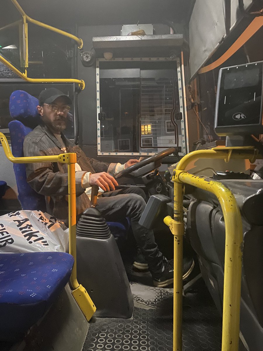 atlayın terapiye gidiyoruz