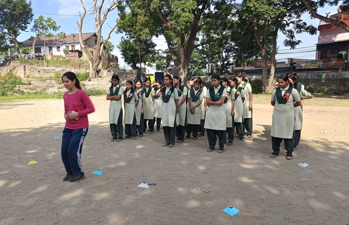 SocchNgo's tweet photo. It was another great week at Empowering Adams Inter College! We introduced body image and periods through sports and fun activities. The students' energy and interactions were inspiring, motivating us to keep moving forward. ✌ #Week8th @coachesacross #myhealthmyright https://t.co/28ERUUKkT0
