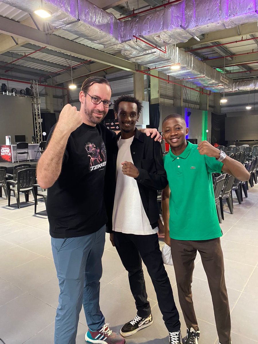 Issa_Diadie's tweet photo. PARADISE GAME BATTLE 2024

Quasiment un (01) mois après l'événement Paradise Game Battle organisé par @ParadiseGame_ les 18 et 19 Mai passé à Abidjan, on en garde de merveilleux souvenirs et ce fut surtout l'occasion de faire de magnifiques rencontres

@BGamingCorp223

🧵 1/3 https://t.co/aF3KmQbwM2