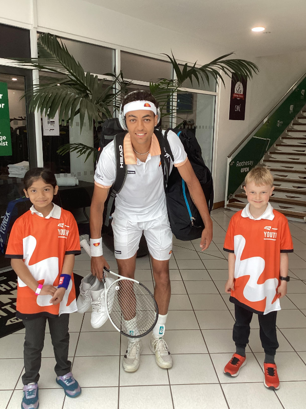 Y2 have been to the tennis centre today and these two stars were mascots on centre court! They also met Paul Jubb. Exciting!
The rest of Y2 will be going tomorrow.
