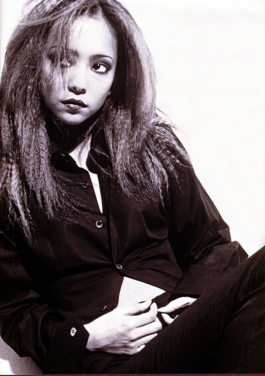 bestamura's tweet photo. SHOOT {1997}
HOW TO BE A GIRL

✨Photoshoot for the single "How to be a Girl"✨ https://t.co/Yskgg8urKT