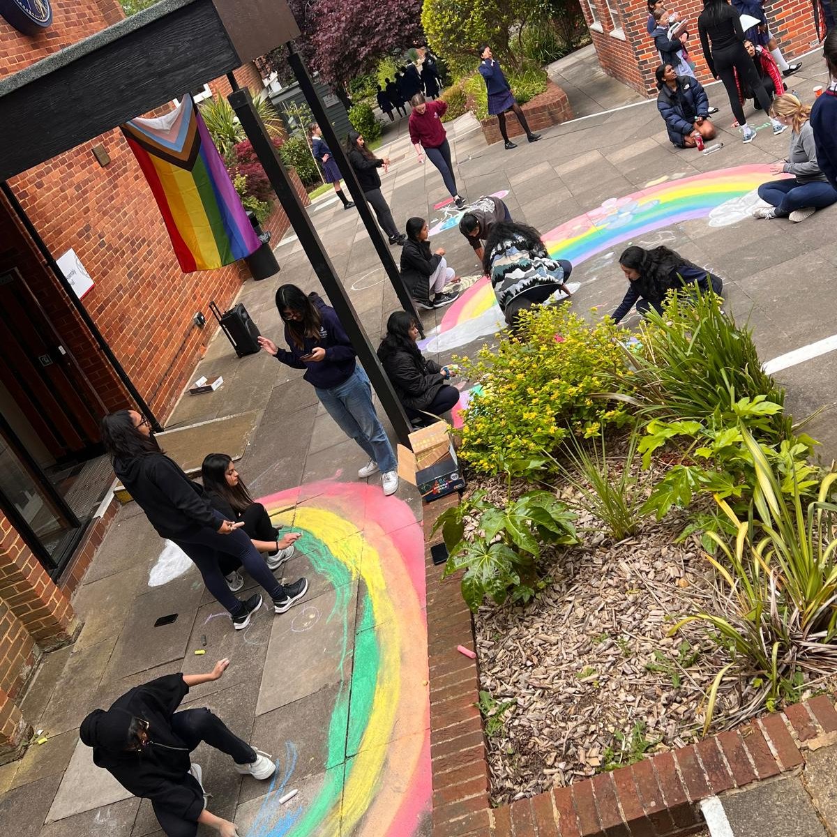 🏳️‍🌈PRIDE WEEK 2024🏳️‍🌈

It was lovely to see so many of our Senior School students getting involved in chalk drawing at lunch to celebrate Pride Week. We loved seeing everyone’s creativity and positive messages of inclusivity and acceptance! ❤️🩷🧡💛💚💙🩵