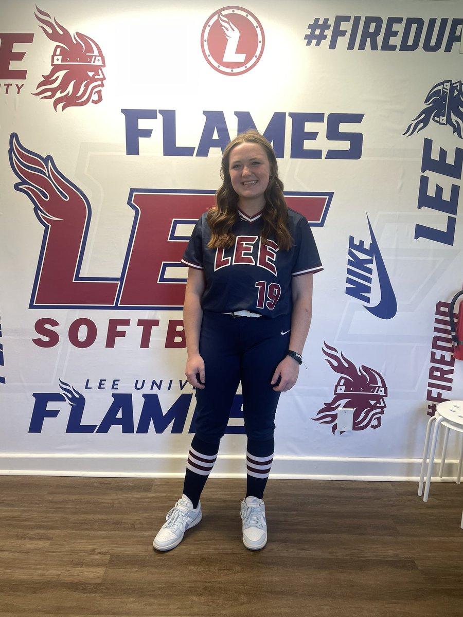 Brie_impact54's tweet photo. Go Flames!! @LeeUSoftball @ThackerGa https://t.co/K0pzAvbuV5