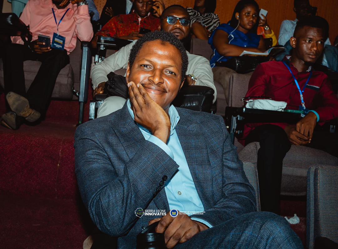 OfficialWurie's tweet photo. One clear thing from the ongoing #SLInnovates Tech Summit is that we have fresh minds ready to innovate and solve our daily challenges. With the proper platform, this country is poised for greatness. Together we'll make dreams happen. We are grateful @MoCTI_SL for the opportunity https://t.co/aoZo800roe