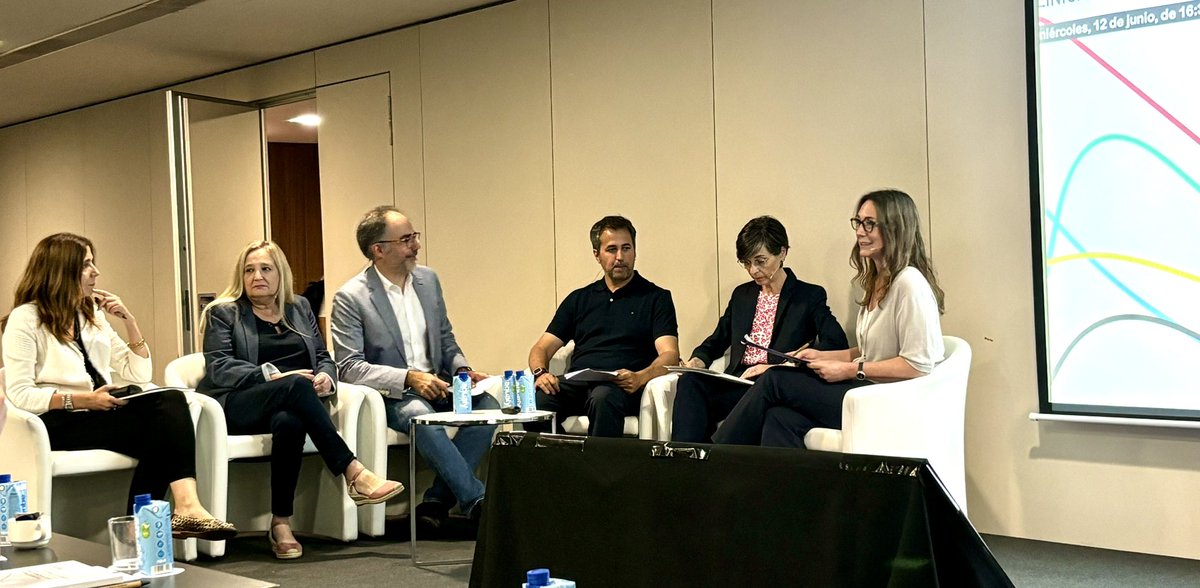 Servicio de Farmacia HGUCS tweet media