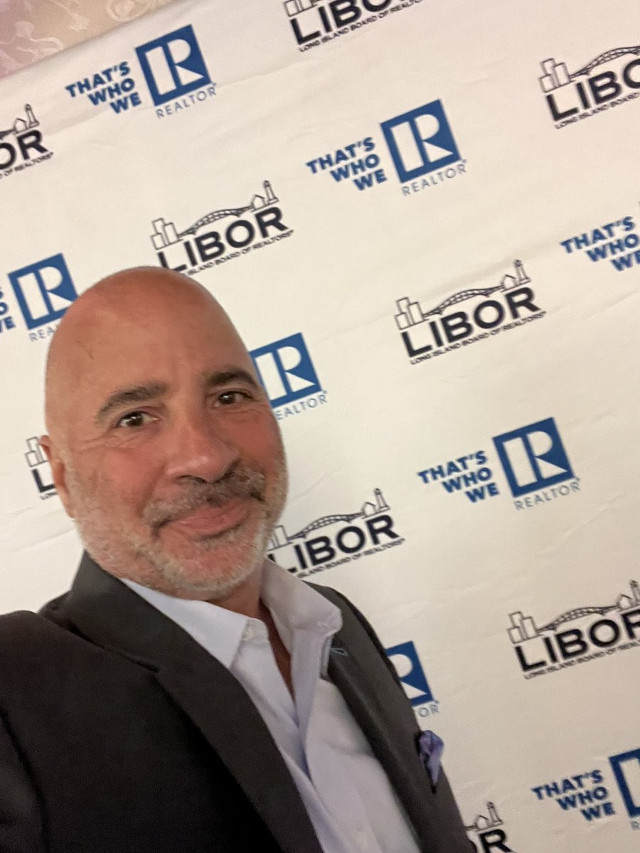 Scott_Schoen's tweet photo. Attending 36th Annual LI Board of Realtors Education Conference
https://t.co/xpT5NDYVJ0
 #realestateagent #theschoenteam #OwnYourFuture https://t.co/QxDiGRULg0