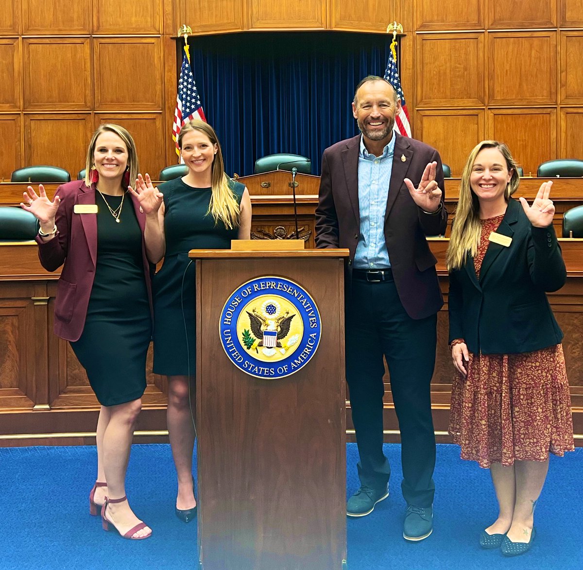 𝙺𝚎𝚕𝚕𝚢 𝙳𝚊𝚖𝚙𝚑𝚘𝚞𝚜𝚜𝚎 tweet media