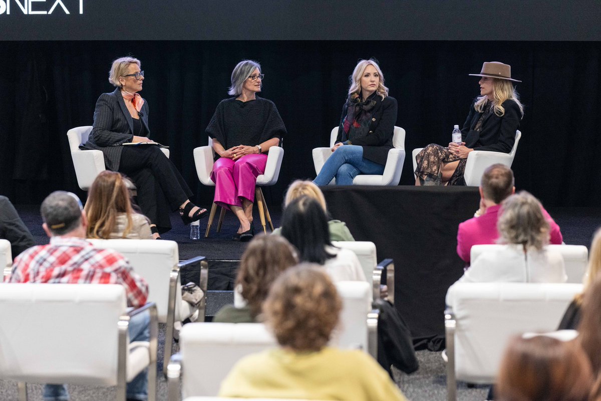 KBIS's tweet image. Let&apos;s explore the intersection of wellness and design at #KBIS2024, where innovative solutions redefine how we live and thrive.

From the healthy home to crafting human-centric solutions, the Wellness track covers it all.

Visit: bit.ly/4anULBs